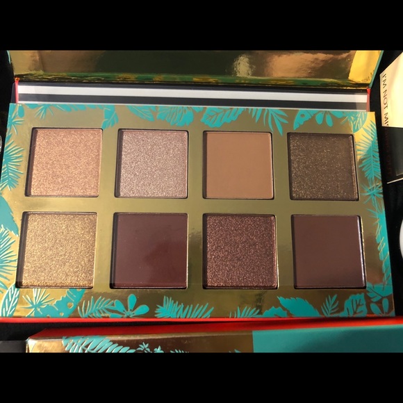 Beauty Bundle - Picture 2 of 14